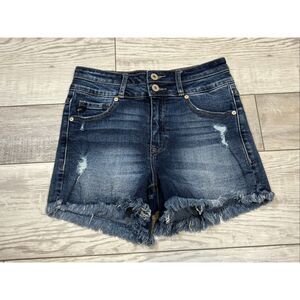 KanCan Estilo women’s jean shorts size 24